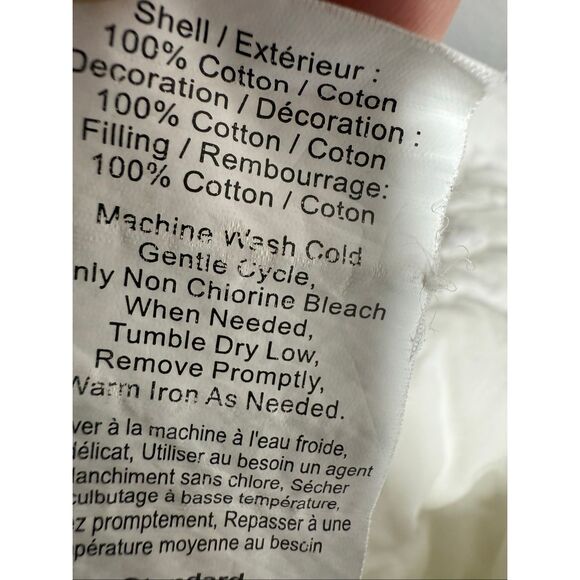 Rare Pottery Barn Set of 2 White Standard Pillow Sham Cotton - Picture 9 of 16